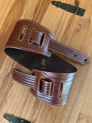 sangle vielle cuir