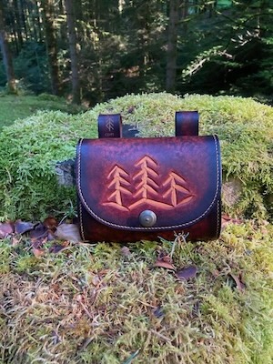 sacoche cuir ronde sapins